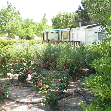 Κάμπινγκ Rives Des Corbieres 3*